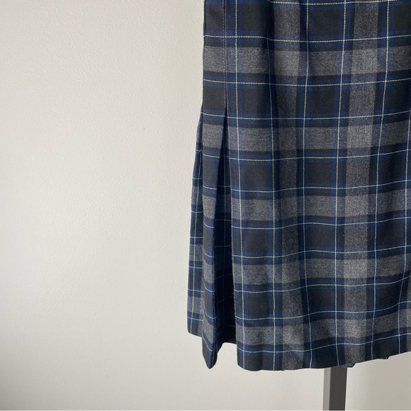 Vintage Cambridge Uniforms Pleated School Girl Wrap Skirt Plaid Tartan Size 30 - Picture 5 of 6